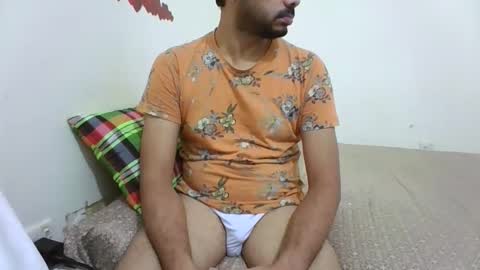 Snapshot of hotboy8677 chatting on 8, 10, 2025 Hotboy8677 online show from 8, 10, 2025