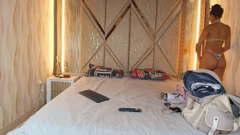 hotcouple_222 online show from 9, 4, 2026