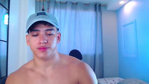 Hussain   aaron and Ekko online show from 22, 11, 2025