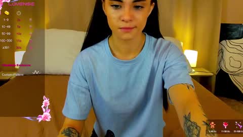 SWEET DEVILS PUSSY  online show from 28, 2, 2025
