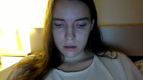 Snapshot of hoteffy chatting on 10, 12, 2024 effy online show from 10, 12, 2024