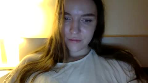 Snapshot of hoteffy chatting on 14, 12, 2024 effy online show from 14, 12, 2024