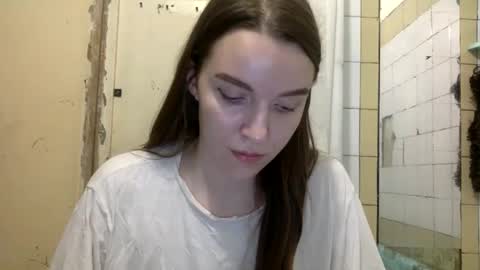 Snapshot of hoteffy chatting on 17, 1, 2025 effy online show from 17, 1, 2025