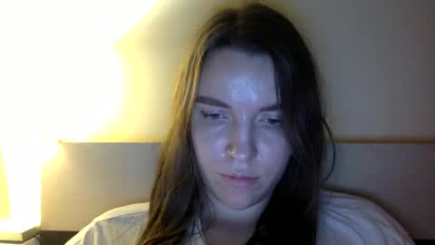 Snapshot of hoteffy chatting on 18, 1, 2025 effy online show from 18, 1, 2025