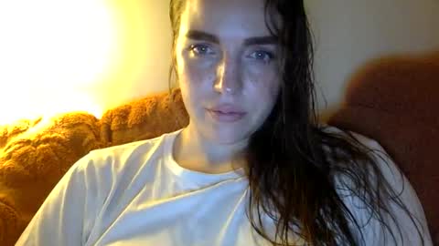 Snapshot of hoteffy chatting on 26, 9, 2025 effy online show from 26, 9, 2025