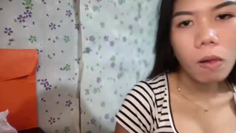 Snapshot of hotestpinayxxx chatting on 17, 4, 2026 hotestpinayxxx online show from 17, 4, 2026