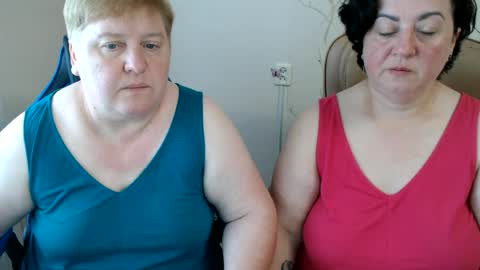 Snapshot of hotfiremommy chatting on 19, 6, 2026 LimonkaFire online show from 19, 6, 2026