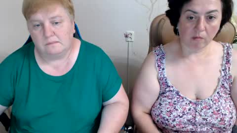 Snapshot of hotfiremommy chatting on 9, 7, 2026 LimonkaFire online show from 9, 7, 2026