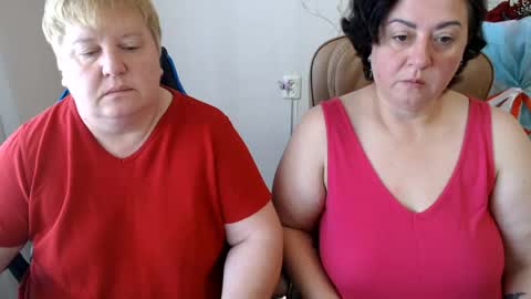 Snapshot of hotfiremommy chatting on 23, 7, 2026 LimonkaFire online show from 23, 7, 2026