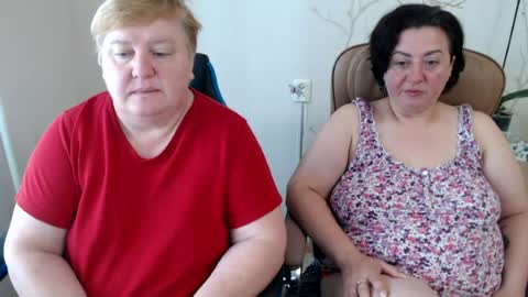 Snapshot of hotfiremommy chatting on 30, 7, 2026 LimonkaFire online show from 30, 7, 2026
