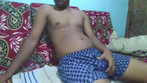 Snapshot of hotguyy001 chatting on 1, 12, 2025 hotguyy001 online show from 1, 12, 2025