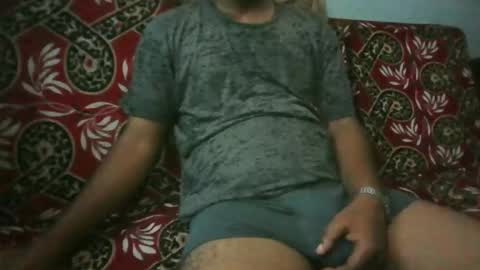 hotguyy001 online show from 2, 4, 2026