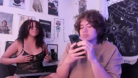 Sam and Nico online show from 17, 9, 2025