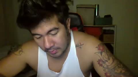 Snapshot of hothunkybear23 chatting on 24, 12, 2024 Khel online show from 24, 12, 2024