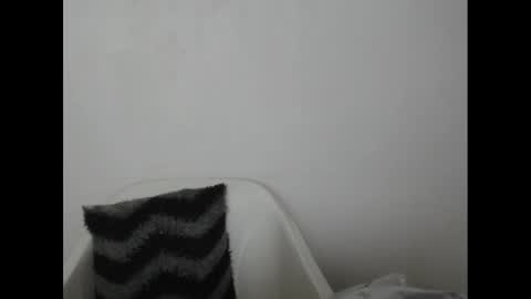 hotjessie0 online show from 24, 1, 2025