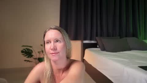 Kate  stream  1200 pm -800 pm UTC 7 online show from 30, 7, 2026