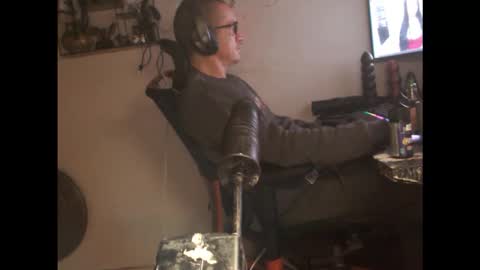 hotkinkytat online show from 4, 2, 2026