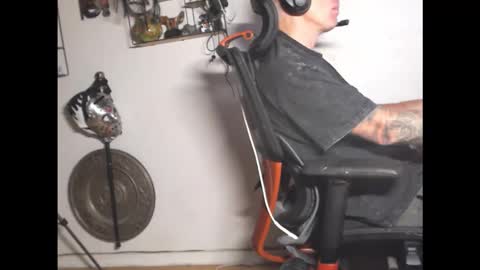 Snapshot of hotkinkytat chatting on 5, 4, 2026 hotkinkytat online show from 5, 4, 2026