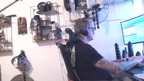 Snapshot of hotkinkytat chatting on 28, 4, 2026 hotkinkytat online show from 28, 4, 2026