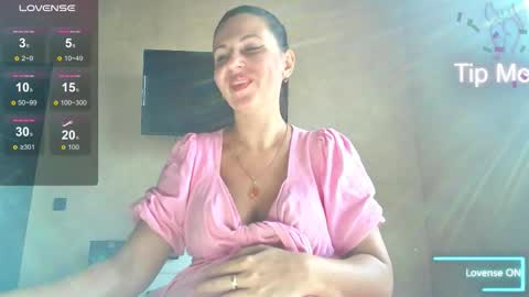 Snapshot of hotkleoo chatting on 7, 10, 2025 MistressM online show from 7, 10, 2025