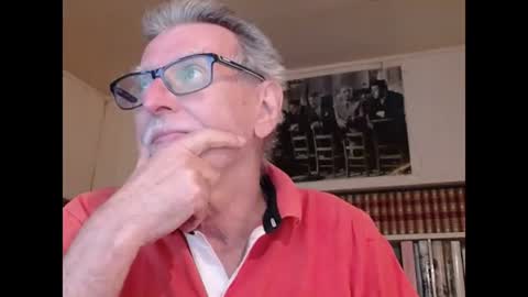 Snapshot of hotlux_54 chatting on 13, 9, 2025 hotlux_54 online show from 13, 9, 2025