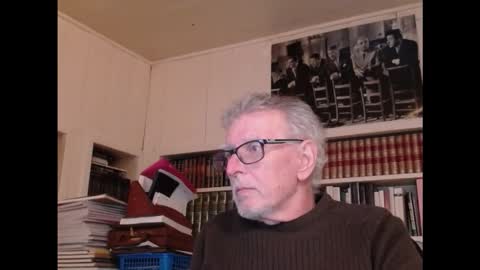 Snapshot of hotlux_54 chatting on 31, 10, 2025 hotlux_54 online show from 31, 10, 2025