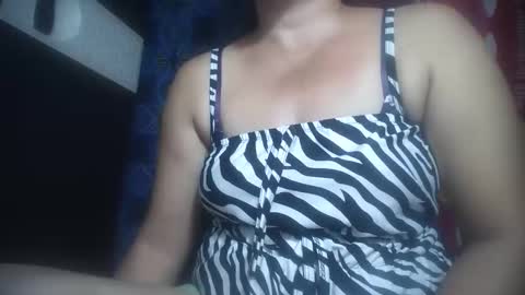 Snapshot of hotmatureladyxxx chatting on 7, 11, 2025 hotmatureladyxxx online show from 7, 11, 2025