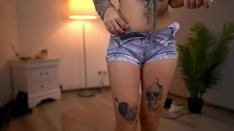 Snapshot of hotmollyx chatting on 1, 11, 2025 Molly online show from 1, 11, 2025