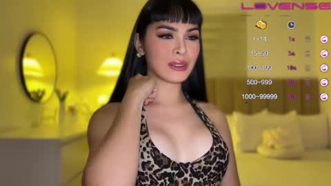 Snapshot of hotnessemerie chatting on 23, 2, 2026 hotnessemerie online show from 23, 2, 2026