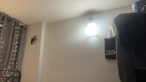 hotnesssbitchhh online show from 10, 8, 2026