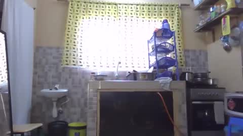 Snapshot of hotsassyqueen219667 chatting on 12, 4, 2026 Kichuna online show from 12, 4, 2026