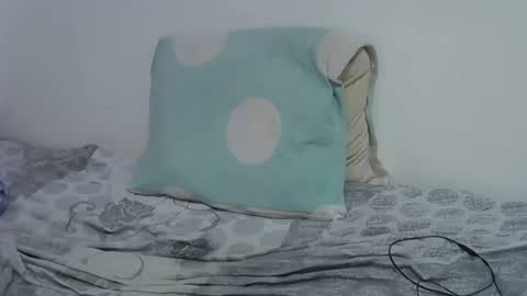 Sexy girl online show from 13, 2, 2026