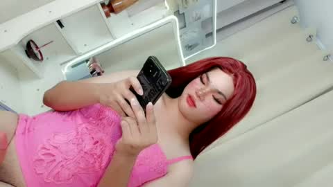 Snapshot of hotsiren101 chatting on 16, 6, 2026 hotsiren101 online show from 16, 6, 2026