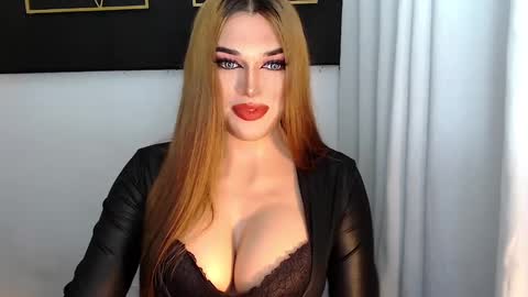 Snapshot of hotstellacumxxx chatting on 12, 1, 2025 STELLA online show from 12, 1, 2025