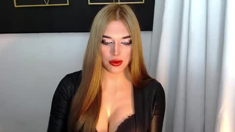 Snapshot of hotstellacumxxx chatting on 19, 1, 2025 STELLA online show from 19, 1, 2025