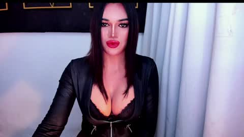 Snapshot of hotstellacumxxx chatting on 10, 7, 2026 STELLA online show from 10, 7, 2026