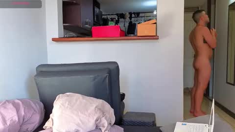 Snapshot of hotstud_999 chatting on 2, 11, 2025 Andres online show from 2, 11, 2025