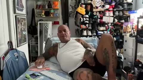 hotstuff775616 online show from 14, 1, 2026