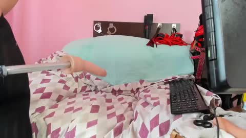 Snapshot of hotsweetangel4u chatting on 11, 2, 2025 Monica online show from 11, 2, 2025