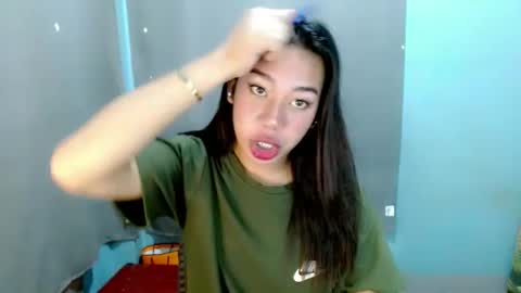 Snapshot of hott_cumforyou chatting on 25, 2, 2025 jelaigrande online show from 25, 2, 2025