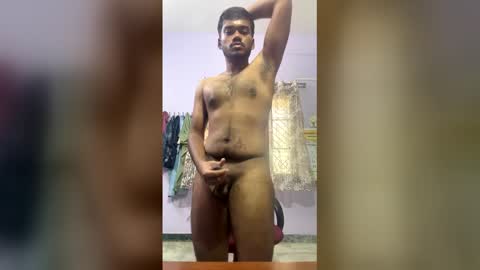 Snapshot of hottamilguy01 chatting on 22, 4, 2026 hottamilguy01 online show from 22, 4, 2026