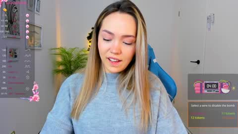 hello Im Eva online show from 19, 12, 2024