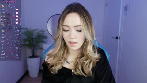 hello Im Eva online show from 28, 1, 2025