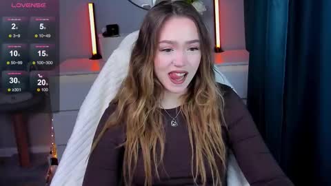 hello Im Eva online show from 11, 10, 2025