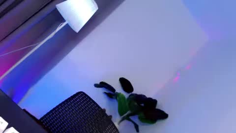 Snapshot of hotterthansex2 chatting on 15, 10, 2025 hotterthansex2 online show from 15, 10, 2025