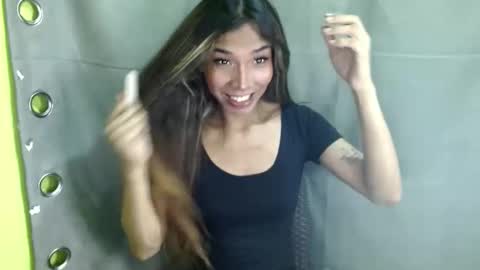 Snapshot of hottest_skinnygirl26 chatting on 8, 2, 2026 kitty online show from 8, 2, 2026