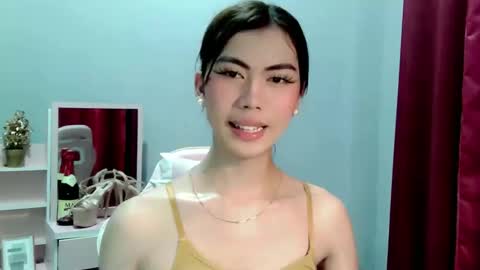 hottestdella69 online show from 19, 1, 2026