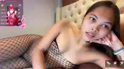 hottie_carlinexx online show from 2, 4, 2026