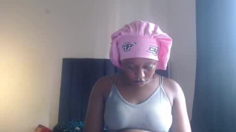 Ella online show from 5, 7, 2026
