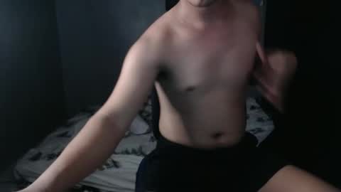 Snapshot of hottie_kyle69 chatting on 21, 5, 2026 hottie_kyle69 online show from 21, 5, 2026